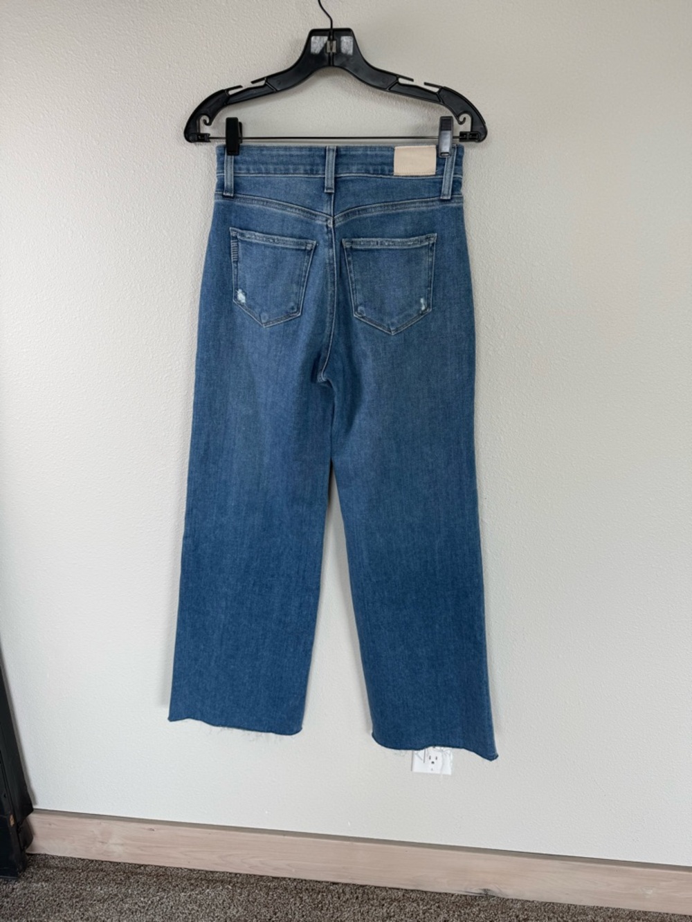 PAIGE Anessa High Rise Wide Leg Raw Hem Jeans  Flamenco Distressed Denim 25 - Picture 8 of 13